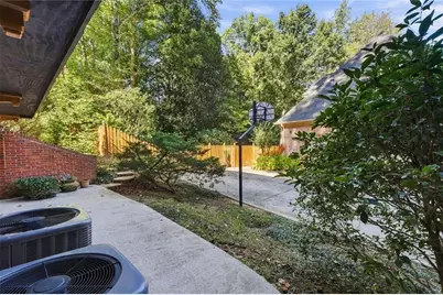 5358 Brooke Farm Drive, Atlanta, GA 30338 - Photo 10