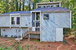 2932 Rock Bridge Rd NE, Marietta, GA 30066 - Photo 2