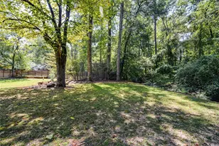 2210 Spalding Dr, Atlanta, GA 30350 - Photo 10