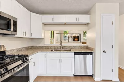 7060 Greenbower Lane, College Park, GA 30349 - Photo 8