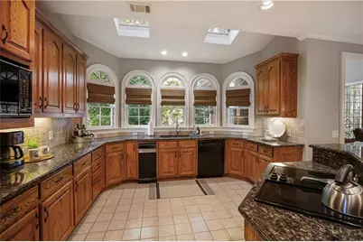 1021 Palmetto Dunes Drive, Johns Creek, GA 30097 - Photo 12