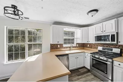 7251 Williams Road, Flowery Branch, GA 30542 - Photo 8