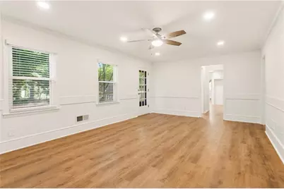 724 Lanford Springs Drive SW, Lilburn, GA 30047 - Photo 16