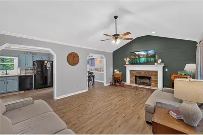 290 Sadler Dr, Douglasville, GA 30134 - Photo 4