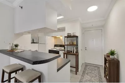 795 Hammond Drive #1005, Sandy Springs, GA 30328 - Photo 2