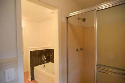 5218 Meadowcreek Drive, Dunwoody, GA 30338 - Photo 14