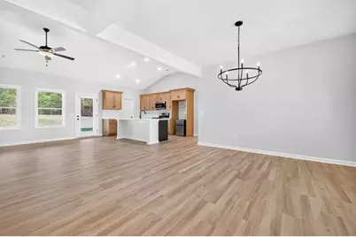 334 Flying Eagle Drive, Commerce, GA 30529 - Photo 2