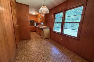 1358 Marlene Ln SW, Mableton, GA 30126 - Photo 10