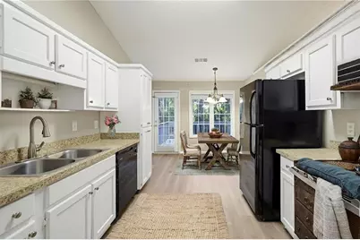 334 Hills Point Court, Bethlehem, GA 30620 - Photo 16