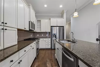 4648 Magnolia Commons, Dunwoody, GA 30338 - Photo 12