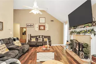 422 Old Ivy Path, McDonough, GA 30253 - Photo 4