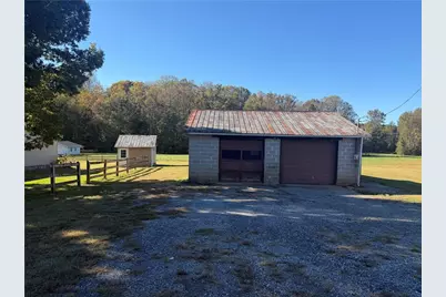 2590 Lumpkin Cmpgd Road S, Dawsonville, GA 30534 - Photo 10