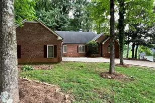 5035 Hamptons Club Dr, Alpharetta, GA 30004 - Photo 2