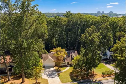 795 Spalding Drive, Sandy Springs, GA 30328 - Photo 46