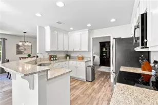 227 Finch Ct, Winder, GA 30680 - Photo 12
