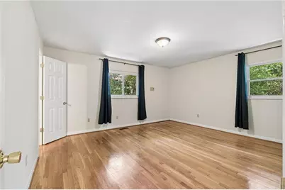 1744 Reindeer Drive NE, Atlanta, GA 30329 - Photo 12