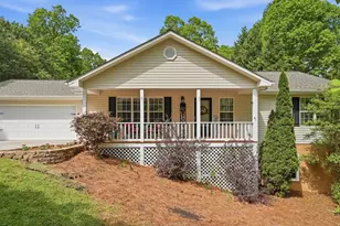 7616 Highland Oaks Dr, Young Harris, GA 30582 - Photo 2