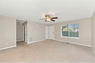6429 River Hill Drive, Flowery Branch, GA 30542 - Photo 4