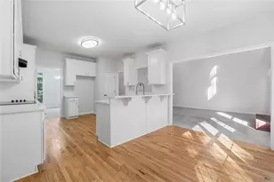 2410 Alexander Lake Dr SW, Marietta, GA 30064 - Photo 16