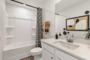 7267 Sherwood Square Dr, Flowery Branch, GA 30542 - Photo 16
