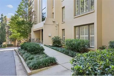 2769 Peachtree Road NE #5, Atlanta, GA 30305 - Photo 2