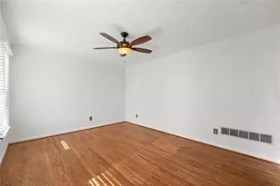 4139 Bellflower Ct NE, Roswell, GA 30075 - Photo 10