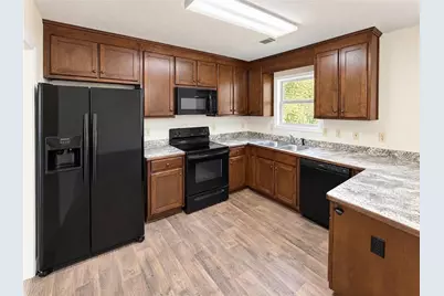 209 Brookside Drive, Lula, GA 30554 - Photo 10