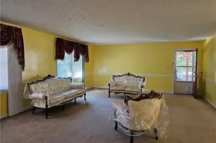 995 S Laney Rd, Locust Grove, GA 30248 - Photo 6