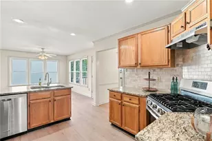 604 Spring Ridge Dr N W, Kennesaw, GA 30144 - Photo 14
