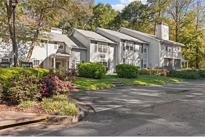 3920 Riverlook Parkway SE #206, Marietta, GA 30067 - Photo 2
