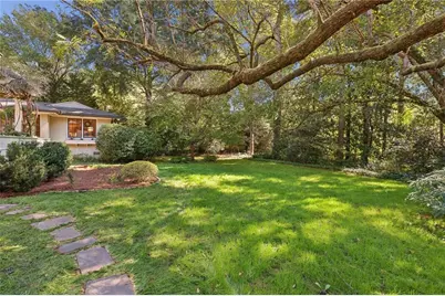 1340 Peachtree Battle Avenue NW, Atlanta, GA 30327 - Photo 32