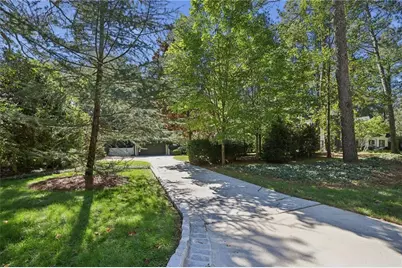 1340 Peachtree Battle Avenue NW, Atlanta, GA 30327 - Photo 2