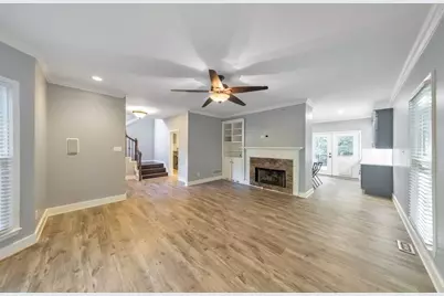 905 Fernwood Road, Woodstock, GA 30189 - Photo 10