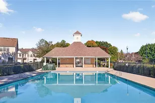 4766 Beacon Ridge Ln, Flowery Branch, GA 30542 - Photo 4