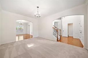 4515 Ashworth Glen Ct, Marietta, GA 30068 - Photo 2