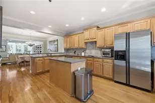 576 Vinings Estates Dr SE, Smyrna, GA 30126 - Photo 10