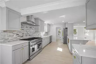 663 Foxcroft Cir SE, Marietta, GA 30067 - Photo 2
