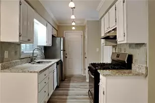 5686 North Shores Way NW, Acworth, GA 30101 - Photo 4