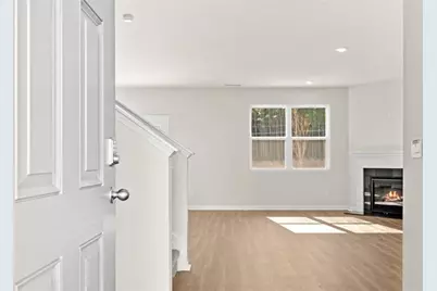 121 White Spruce Way, Newnan, GA 30265 - Photo 2