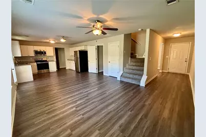 321 Nutwood Trace, Locust Grove, GA 30248 - Photo 4