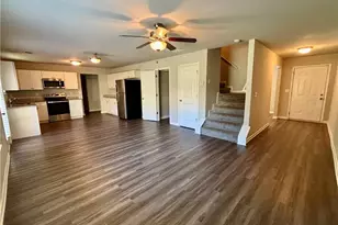 321 Nutwood Trce, Locust Grove, GA 30248 - Photo 4