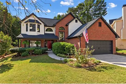 7035 Surrey Drive, Woodstock, GA 30189 - Photo 2