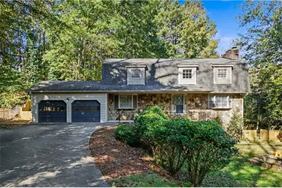 2457 Cedar Wood Court, Marietta, GA 30068 - Photo 2
