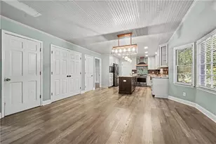 2457 Cedar Wood Ct, Marietta, GA 30068 - Photo 12