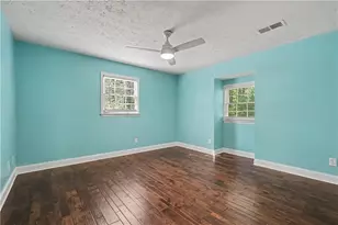 2457 Cedar Wood Ct, Marietta, GA 30068 - Photo 18