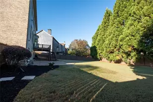 4190 Barnes Meadow Rd SW, Smyrna, GA 30082 - Photo 30