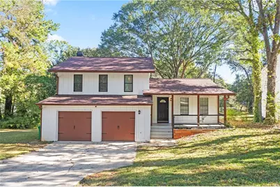 676 Tarkington Road S, Stone Mountain, GA 30088 - Photo 2