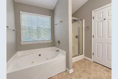 4011 Oak Crossing Drive, Suwanee, GA 30024 - Photo 20