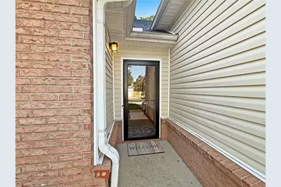 5309 Leecroft Drive, Sugar Hill, GA 30518 - Photo 2