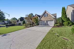 1180 Lakefield Walk, Marietta, GA 30064 - Photo 2